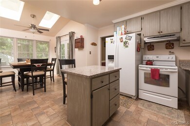 9192 Fetlock Dr, Mechanicsville, VA 23116 - photo 7