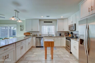 Open Kitchen