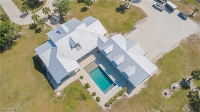 21100 Lonesome Ln, Alva, FL 33920 - photo 4