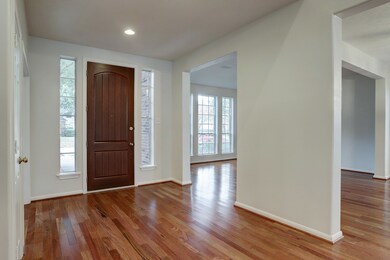 8911 Apple Mill Dr, Houston, TX 77095 - photo 3