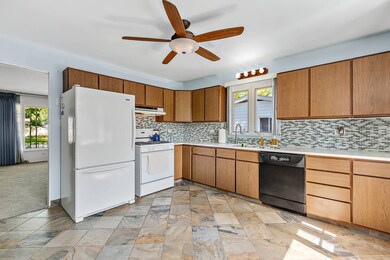 3906 Eagle Ln, Rolling Meadows, IL 60008 - photo 5