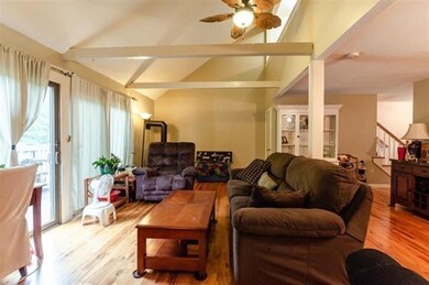 97 Bayberry Ln unit 97, Londonderry, NH 03053 - photo 6