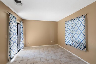 10_1441SheafeNEAve_Unit103_14_PrimaryBed
