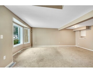 59 Linden St unit 1402, Taunton, MA 02780 - photo 4