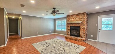 2603 Aspen St, Kilgore, TX 75662 - photo 5