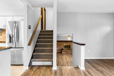 008-638MossOakAvenue-Columbus-OH-43230-S
