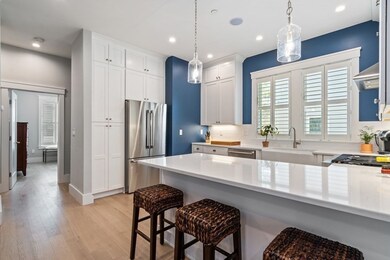 15 Mossland St unit A, Somerville, MA 02144 - photo 6