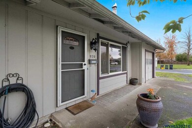 920 S 4th St, Independence, OR 97351 - photo 4