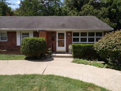 10 Graham Ave, Frankfort, KY 40601 - photo 2