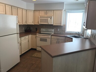 192 Aspen Dr, Milford, PA 18337 - photo 7