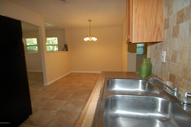 2150 Bo Peep Ct, Jacksonville, FL 32210 - photo 7