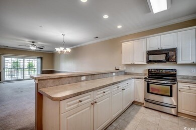 Kitchen featuring hanging light fixtures, ceiling 