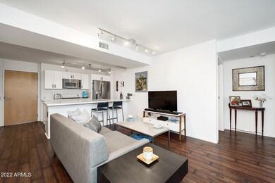 Family Room / Kitchen