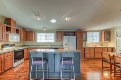 Kitchen 1