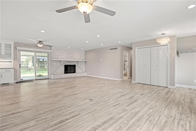 4401 S Stonecrest Cir, Saint Joseph, MO 64506 - photo 5