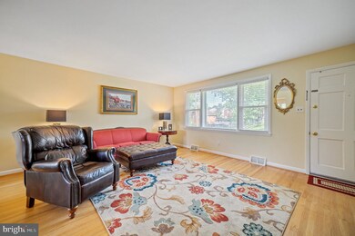 4950 Monroe Dr, Brookhaven, PA 19015 - photo 6