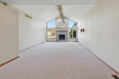 48564 Hudson Bay Ct unit 114, Shelby Township, MI 48315 - photo 7