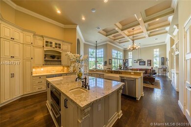 12401 N Stonebrook Cir, Davie, FL 33330 - photo 4