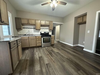 121 N Mulberry St, Churubusco, IN 46723 - photo 5