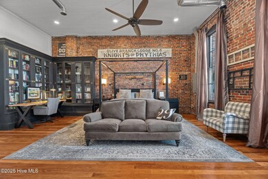 221 Craven Street, New Bern, NC 28560