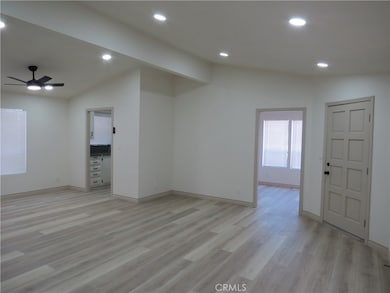601 N Kirby St unit 499, Hemet, CA 92545 - photo 2