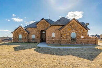 301 Spring View Ct, Springtown, TX 76082 - photo 2
