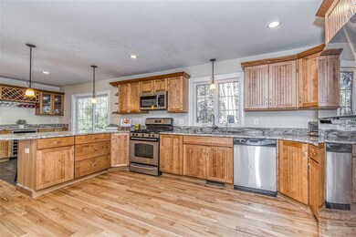 31A Wood Ridge Ln, Exeter, NH 03833 - photo 2