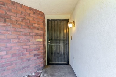 2401 E Greenview Dr unit 49, Glendora, CA 91741 - photo 3