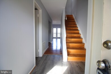 2428 Sun Valley Cir unit 7, Silver Spring, MD 20906 - photo 3