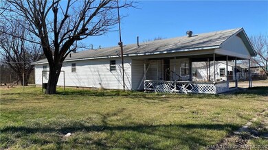 251 Hugo St, Wilson, OK 73463 - photo 2