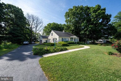 400 Sweinhart Rd, Boyertown, PA 19512 - photo 2