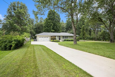 2811 Vanderbilt Ave, Portage, MI 49024 - photo 3