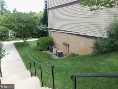 15034 Haslemere Ct, Silver Spring, MD 20906 - photo 3