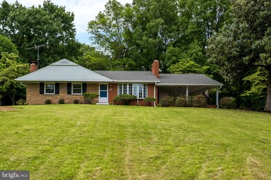 9906 Evergreen Ave, Columbia, MD 21046 - photo 2