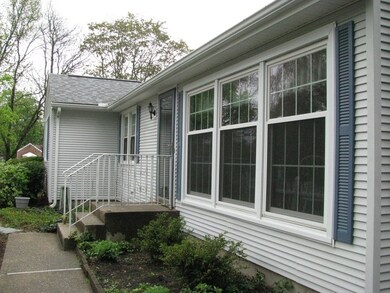 31 Greenock St, Feeding Hills, MA 01030 - photo 4