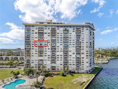 Jockey Club unit 15F, Miami, FL 33181 - photo 3