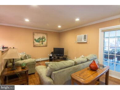 43 Yellowood Dr, Levittown, PA 19057 - photo 7