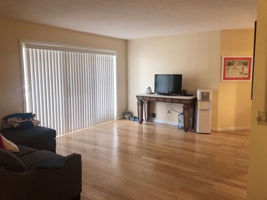 2 Galloway Rd unit 21, MerriMacK, NH 03054 - photo 3