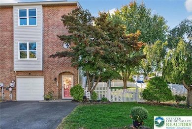 354 W 2nd St, Alburtis, PA 18011 - photo 2