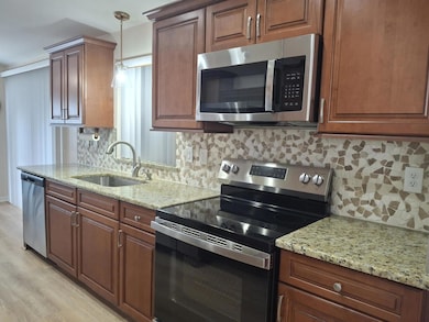 3237 Scarlet Tanager Ct, Port St. Lucie, FL 34952 - photo 3