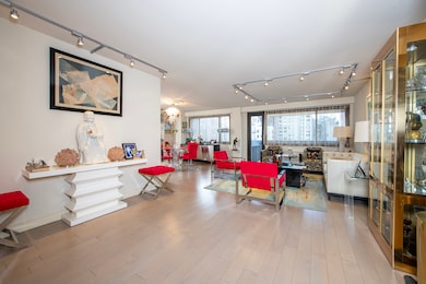 40 E 80th St unit 15-A, New York, NY 10075 - photo 3