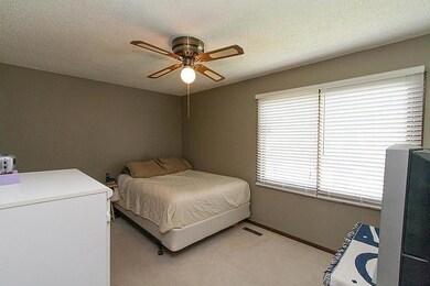 bedroom_700