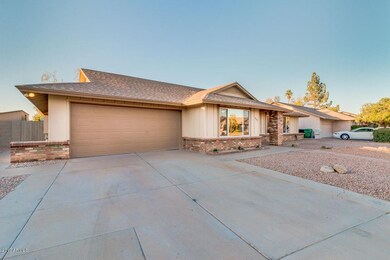 1152 W Madero Cir, Mesa, AZ 85210 - photo 6