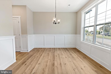 414 E 7th Ave, Ranson, WV 25438 - photo 6