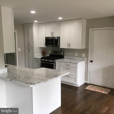 5314 Hillside Dr, Warrenton, VA 20187 - photo 4