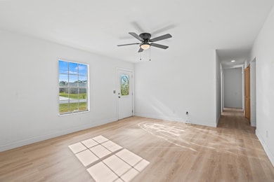 433 SE Seahouse Dr, Port Saint Lucie, FL 34983 - photo 6