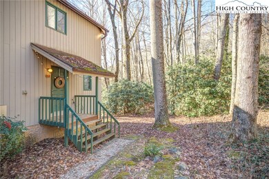 157 S Slope Loop unit M3, Banner Elk, NC 28604 - photo 6