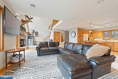6907 Morris Thomas Rd W, Cloquet, MN 55720 - photo 4