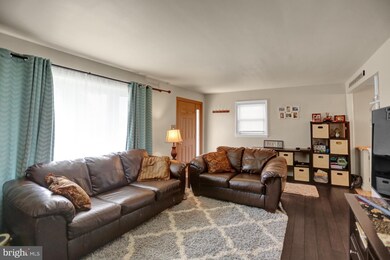 210 Grande Valley Rd, Reading, PA 19606 - photo 7