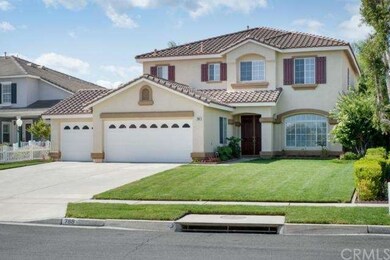 3 Car (drive through) Garage, Double Door Front En